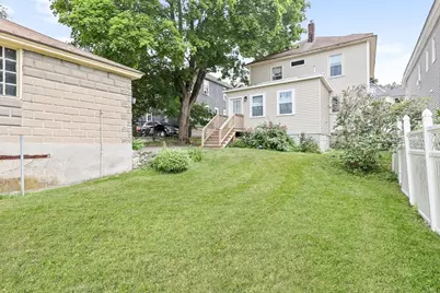 13 Endicott St, Lawrence, MA 01841 - Photo 27