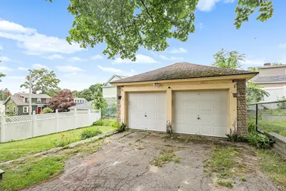 13 Endicott St, Lawrence, MA 01841 - Photo 25