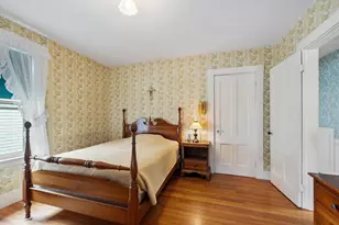 8 Chase St, Beverly, MA 01915 - Photo 21
