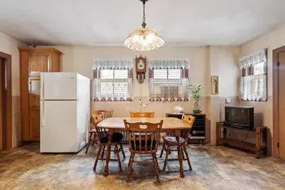 8 Chase Street, Beverly, MA 01915 - Photo 3