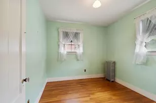 8 Chase St, Beverly, MA 01915 - Photo 25