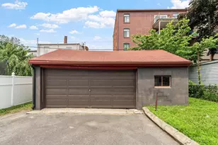 8 Chase St, Beverly, MA 01915 - Photo 5