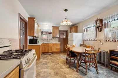 8 Chase Street, Beverly, MA 01915 - Photo 15