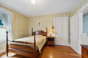 8 Chase St, Beverly, MA 01915 - Photo 15