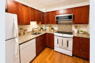 345 Harvard St #3B, Cambridge, MA 02138 - Photo 9