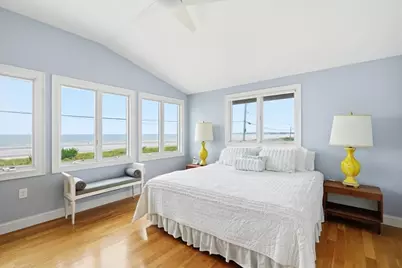 163 Beach Ave, Hull, MA 02045 - Photo 17