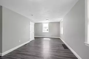 50-52 Willow St, Lowell, MA 01852 - Photo 17