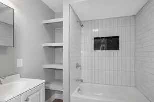 50-52 Willow St, Lowell, MA 01852 - Photo 5