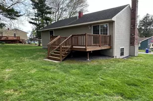 59 Bennett St, Hudson, MA 01749 - Photo 3