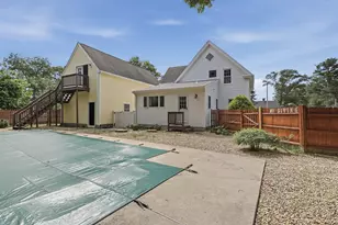 16 Warfield St, Hopedale, MA 01747 - Photo 35