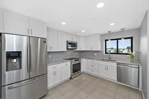 28 9th St, Medford, MA 02155 - Photo 3