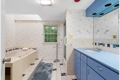 166 Pine St, Manchester by the Sea, MA 01944 - Photo 29
