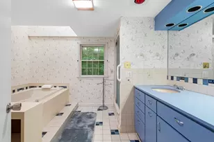 166 Pine St, Manchester by the Sea, MA 01944 - Photo 29