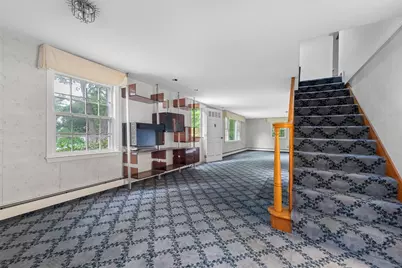 166 Pine St, Manchester by the Sea, MA 01944 - Photo 9