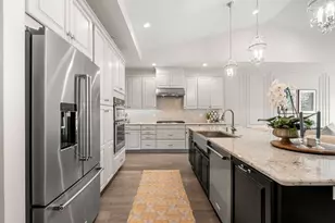 3 Hummingbird Wy, Methuen, MA 01844 - Photo 7