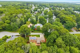 195 Colonial Dr, Somerset, MA 02726 - Photo 7