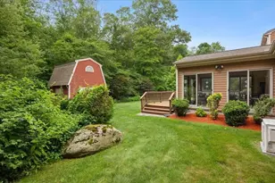 195 Colonial Dr, Somerset, MA 02726 - Photo 5