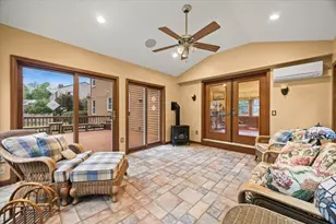 195 Colonial Dr, Somerset, MA 02726 - Photo 23