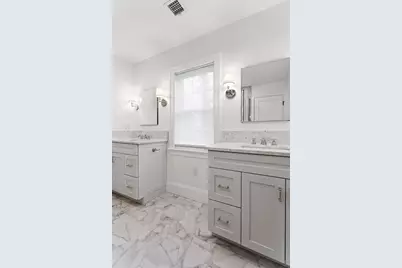 45 Lakeview Ave #45, Lynnfield, MA 01940 - Photo 17