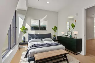 22 High St, Boston, MA 02122 - Photo 9
