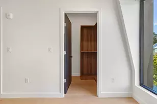 22 High St, Boston, MA 02122 - Photo 15