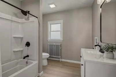 61 W Glen St, Holyoke, MA 01040 - Photo 25