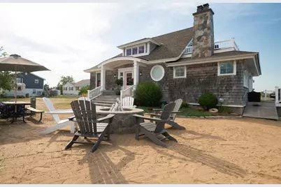 11 Julia St, Newburyport, MA 01950 - Photo 39