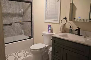 114 Oak St, Taunton, MA 02780 - Photo 5