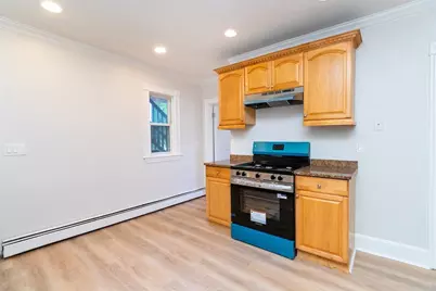 317 Wood Ave, Boston, MA 02136 - Photo 5