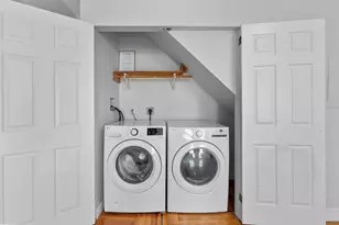21 Medford St, Malden, MA 02148 - Photo 13