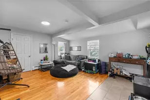 21 Medford St, Malden, MA 02148 - Photo 19