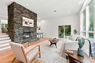20 Longfellow Rd, Holyoke, MA 01040 - Photo 13