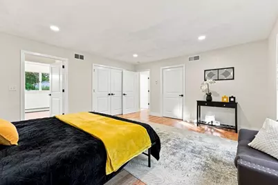 20 Longfellow Rd, Holyoke, MA 01040 - Photo 25