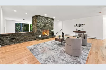 20 Longfellow Rd, Holyoke, MA 01040 - Photo 5