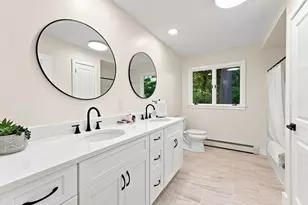 20 Longfellow Rd, Holyoke, MA 01040 - Photo 23