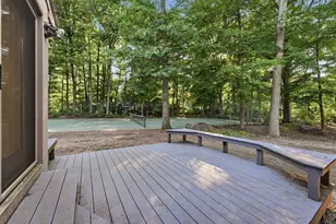 20 Longfellow Rd, Holyoke, MA 01040 - Photo 39