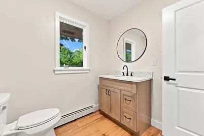 20 Longfellow Rd, Holyoke, MA 01040 - Photo 33