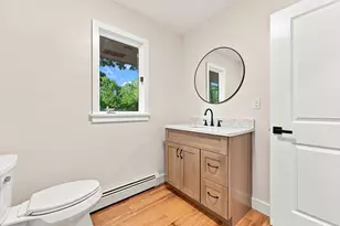 20 Longfellow Rd, Holyoke, MA 01040 - Photo 33