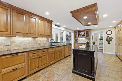 236 Bridle Path, North Andover, MA 01845 - Photo 7