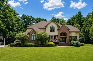 6 Windsor Pl, Mansfield, MA 02048 - Photo 1