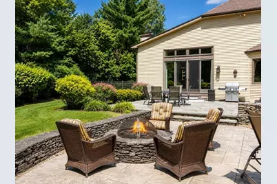 6 Windsor Pl, Mansfield, MA 02048 - Photo 39