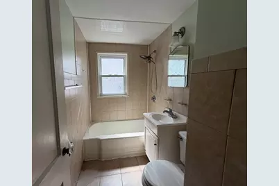 36 Barstow St #1, Salem, MA 01970 - Photo 5