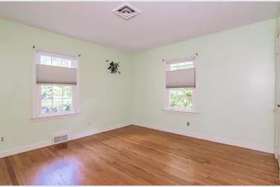 97 Overlook Dr, Springfield, MA 01118 - Photo 17