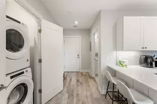 1457 Tremont St, Boston, MA 02120 - Photo 11