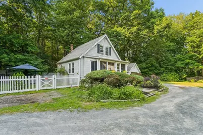 70 Mirror Lake Ave, Norfolk, MA 02056 - Photo 27
