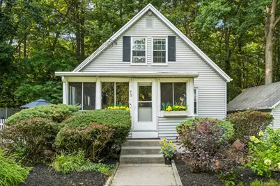 70 Mirror Lake Ave, Norfolk, MA 02056 - Photo 3