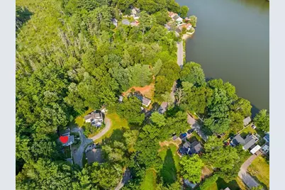70 Mirror Lake Ave #70, Norfolk, MA 02056 - Photo 5