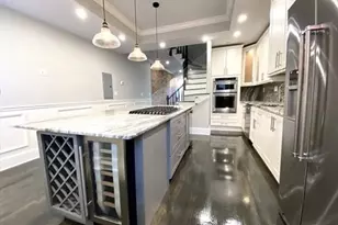 209 Green St, Cambridge, MA 02139 - Photo 7