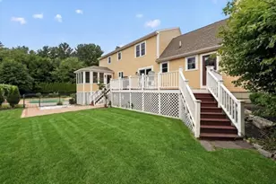 72 Beckford Farm Rd, Hanover, MA 02339 - Photo 5