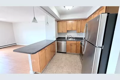1025 Hancock St #10 B, Quincy, MA 02169 - Photo 1
